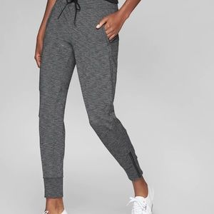 BNWT Athleta Street Jogger - Medium Tall